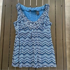 NEW YORK & COMPANY SLEEVELESS CHEVRON BABYDOLL BLOUSE!!